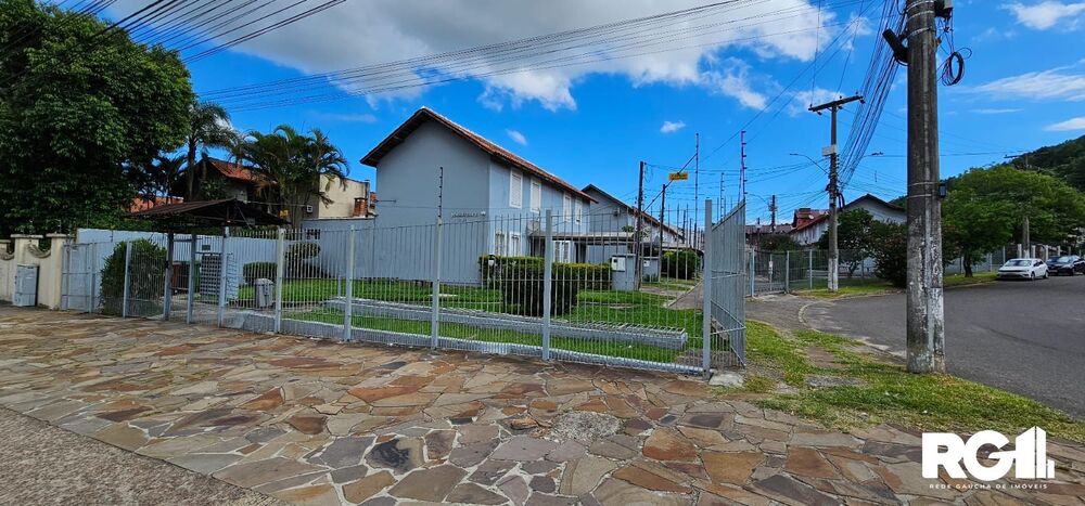 Sobrado à venda com 2 quartos, 86m² - Foto 1