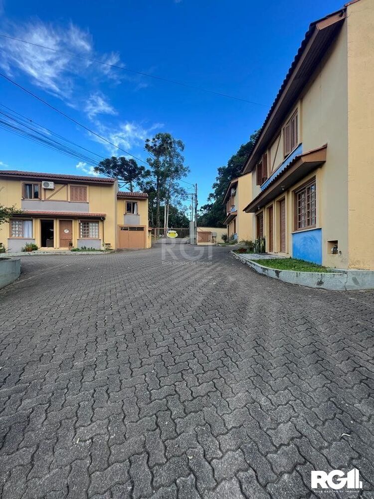 Casa de Condomínio à venda com 2 quartos, 70m² - Foto 2