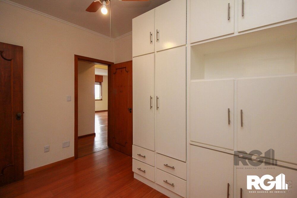 Apartamento à venda com 3 quartos, 142m² - Foto 13