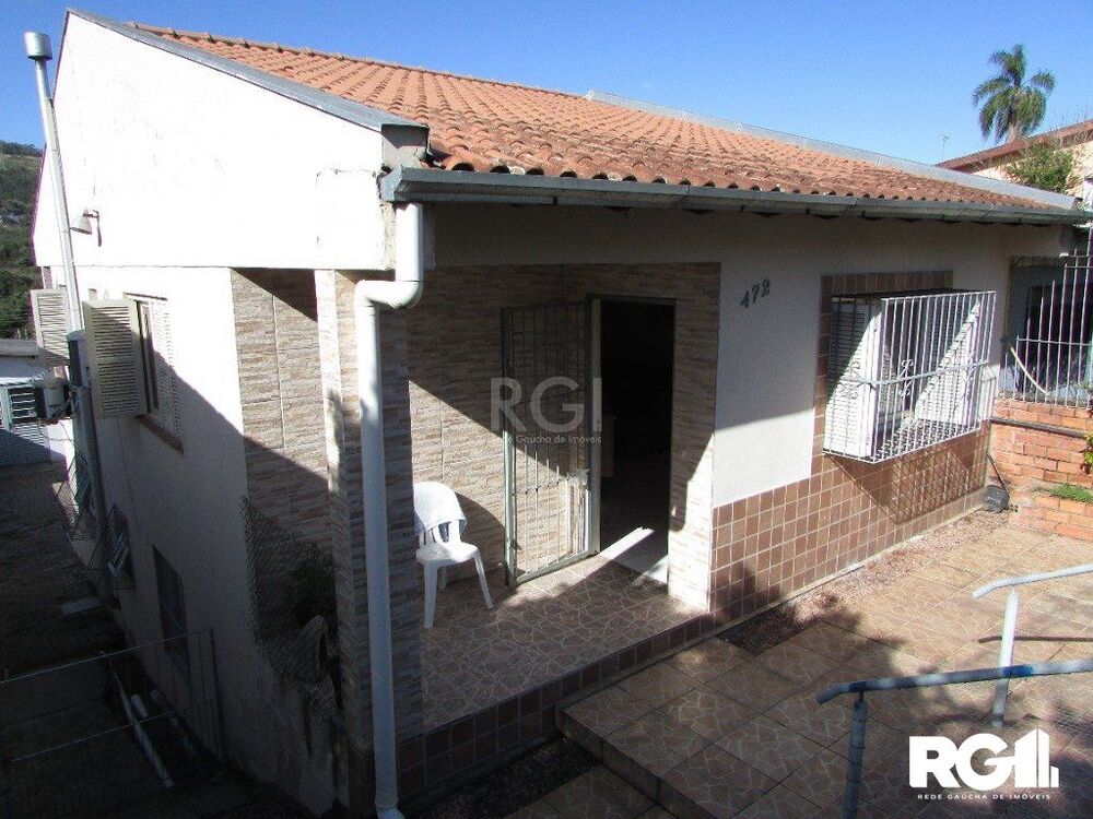 Casa à venda com 3 quartos, 180m² - Foto 1