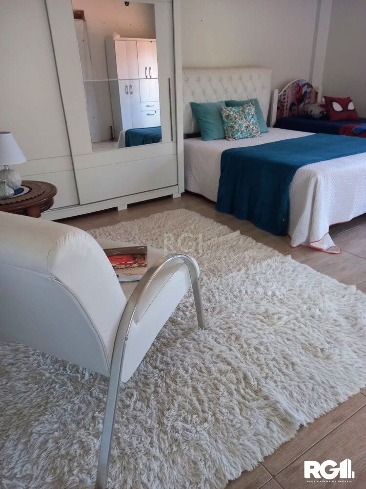 Casa à venda com 3 quartos, 220m² - Foto 10