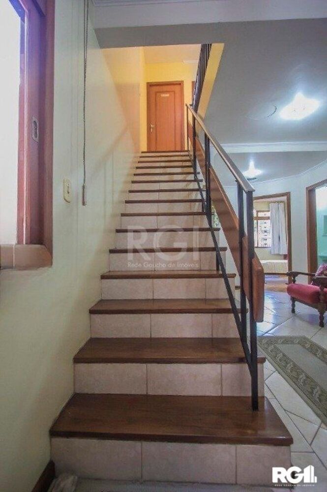 Sobrado à venda com 6 quartos, 400m² - Foto 11