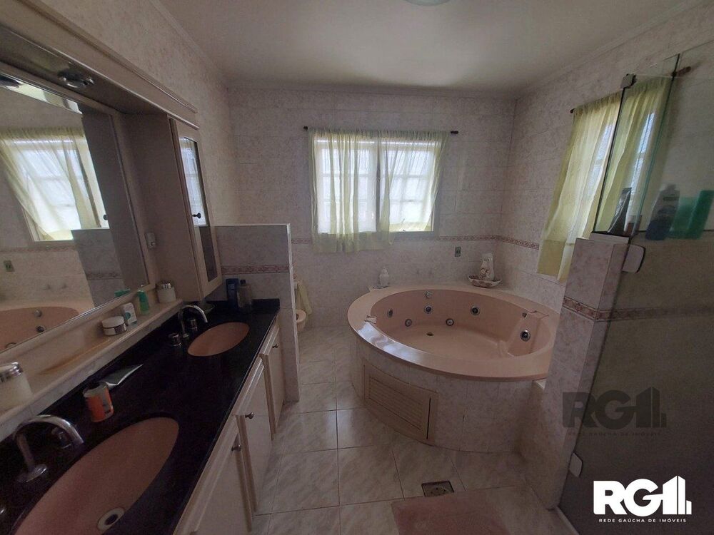 Casa à venda com 4 quartos, 267m² - Foto 13