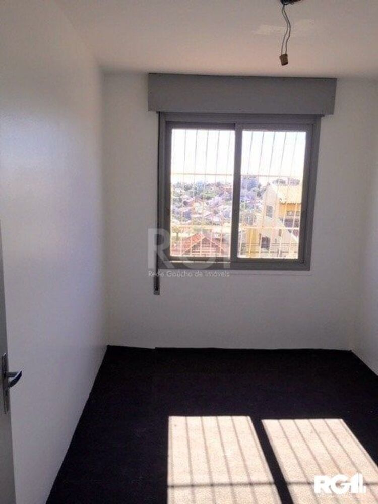 Apartamento à venda com 3 quartos, 85m² - Foto 2