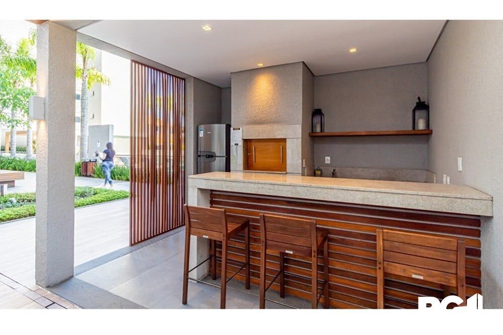 Apartamento à venda com 2 quartos, 64m² - Foto 1