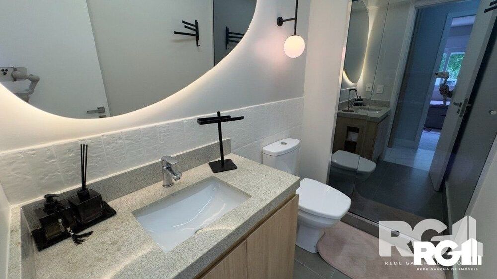 Apartamento à venda com 3 quartos, 81m² - Foto 2