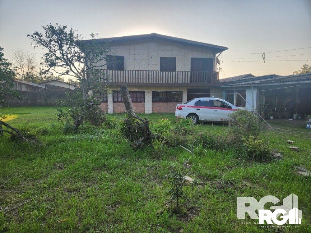 Casa à venda com 5 quartos, 1500m² - Foto 2