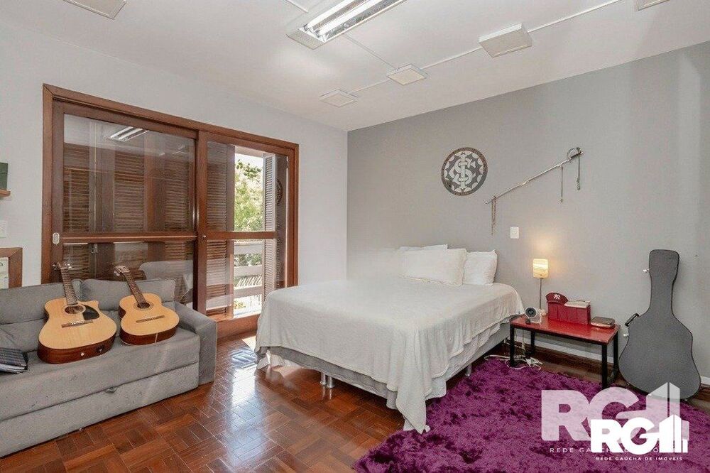 Casa à venda com 4 quartos, 240m² - Foto 17