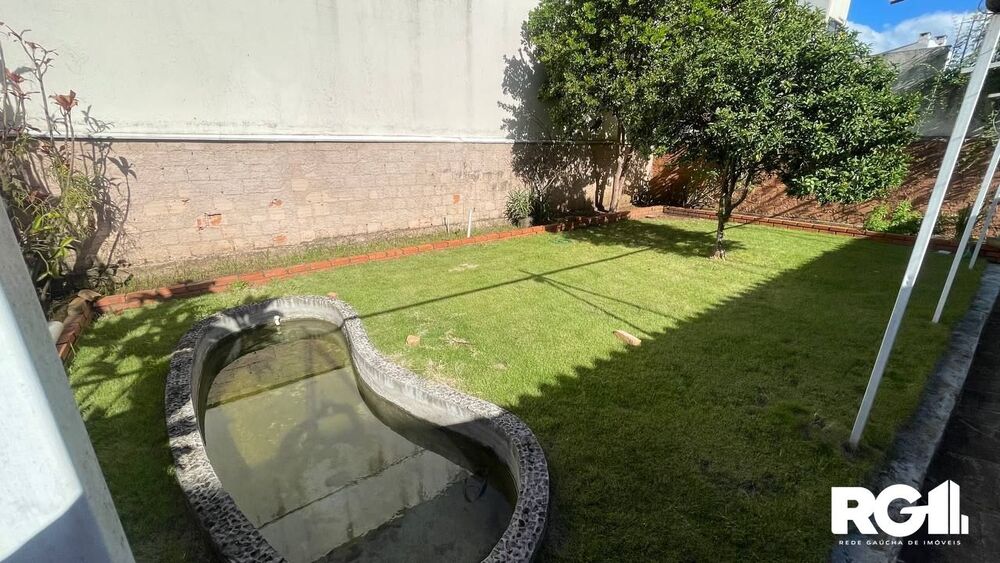 Casa à venda com 4 quartos, 240m² - Foto 28