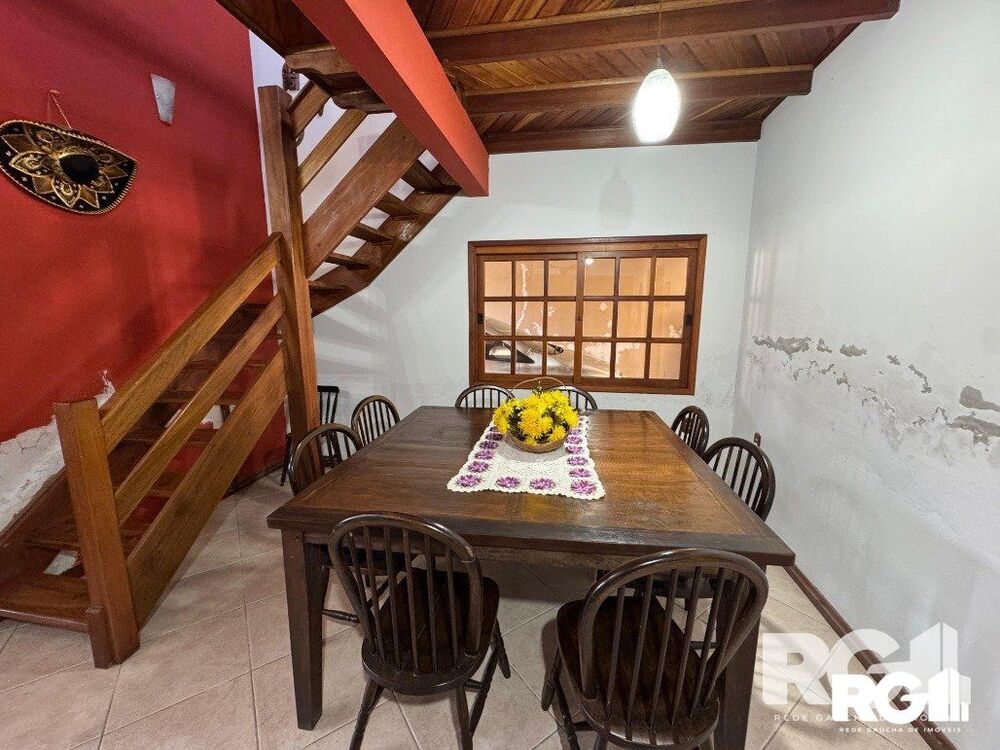 Casa à venda com 3 quartos, 192m² - Foto 4