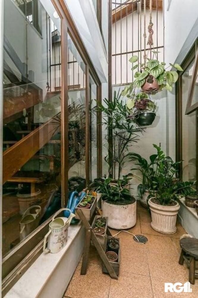 Casa à venda com 4 quartos, 341m² - Foto 9