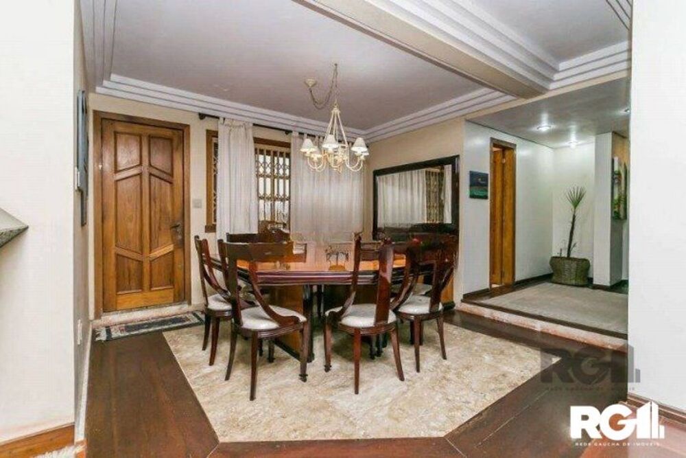 Casa à venda com 4 quartos, 341m² - Foto 6