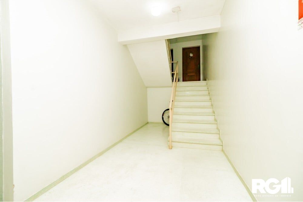 Cobertura à venda com 2 quartos, 96m² - Foto 2