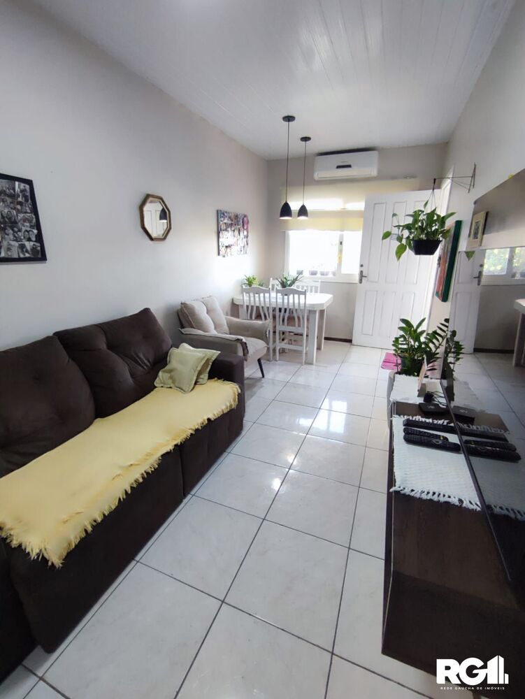 Casa à venda com 2 quartos, 59m² - Foto 3
