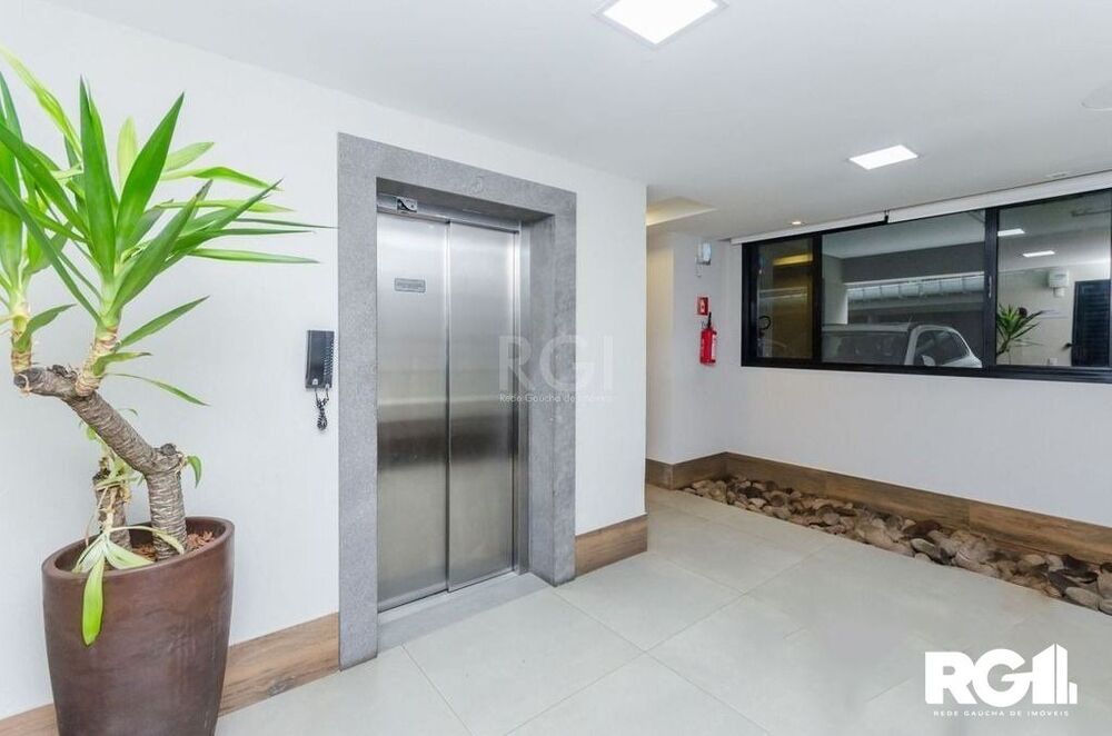 Apartamento à venda com 3 quartos, 100m² - Foto 4