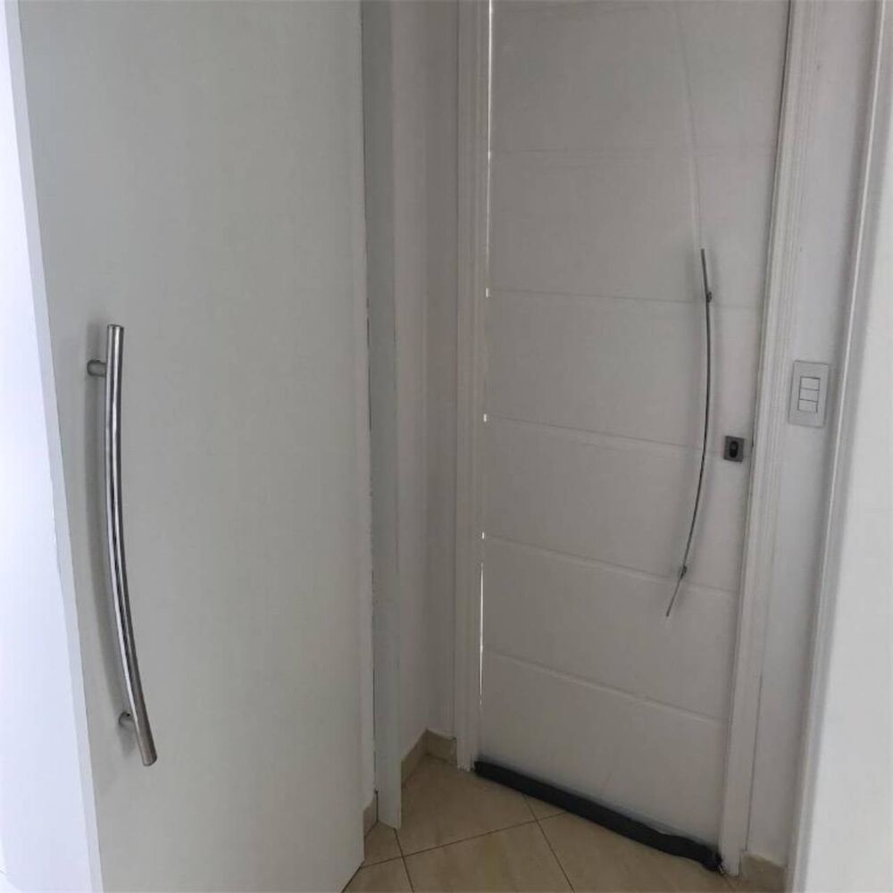 Casa à venda e aluguel com 3 quartos, 200m² - Foto 6
