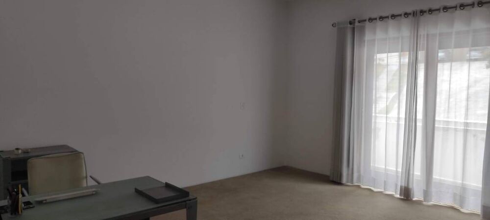 Casa à venda e aluguel com 4 quartos, 1300m² - Foto 4