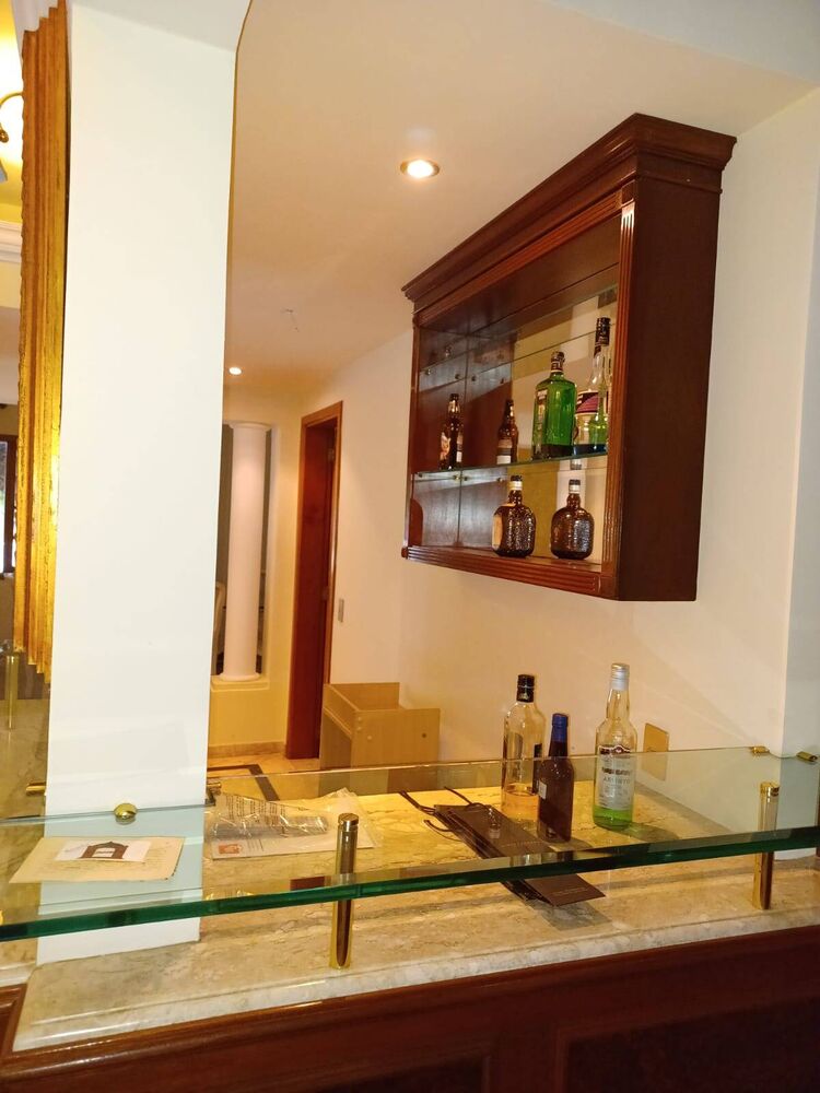 Casa à venda e aluguel com 4 quartos, 320m² - Foto 4