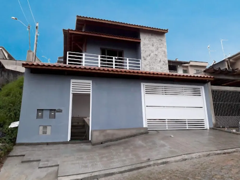 Sobrado, 3 quartos, 240 m² - Foto 1