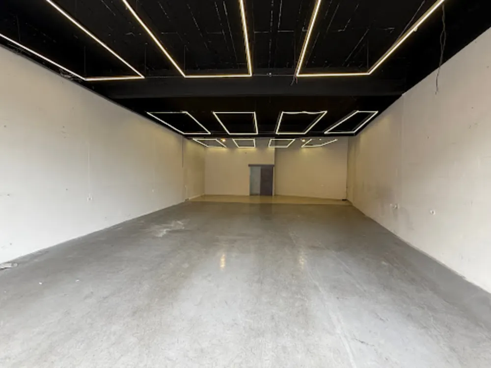 Loja-Salão, 120 m² - Foto 1