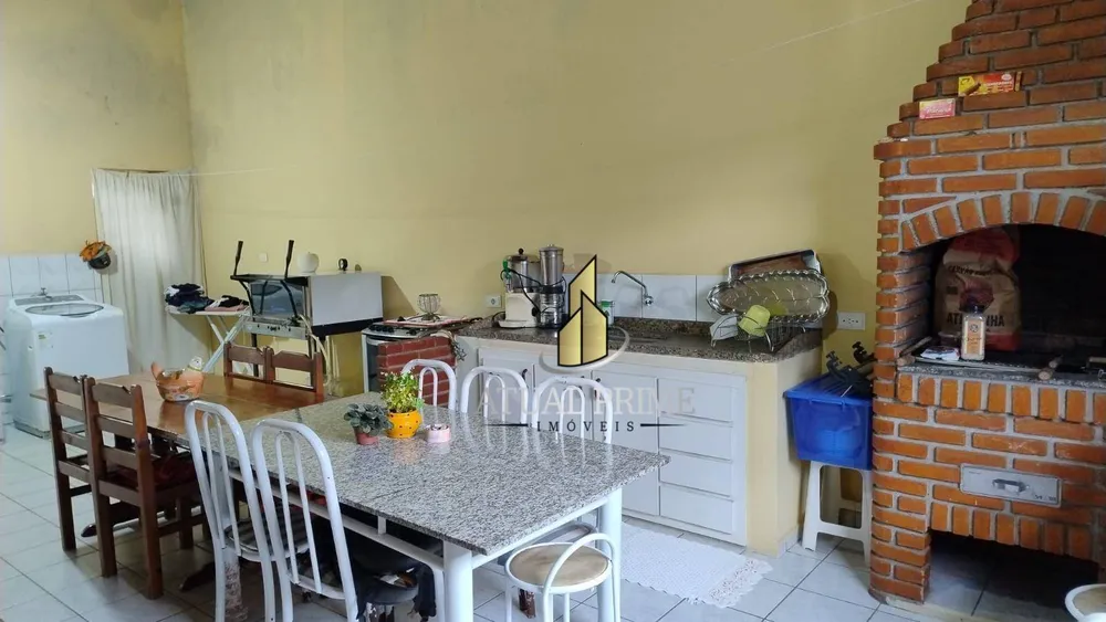 Casa, 3 quartos, 261 m² - Foto 2