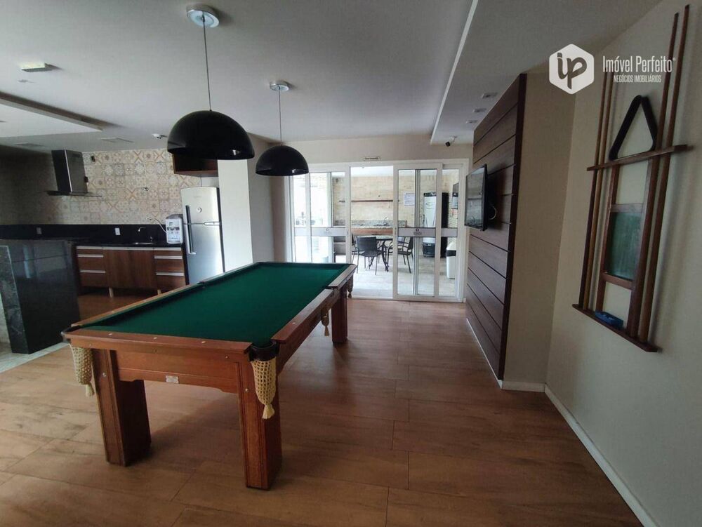 Apartamento à venda com 2 quartos, 62m² - Foto 6