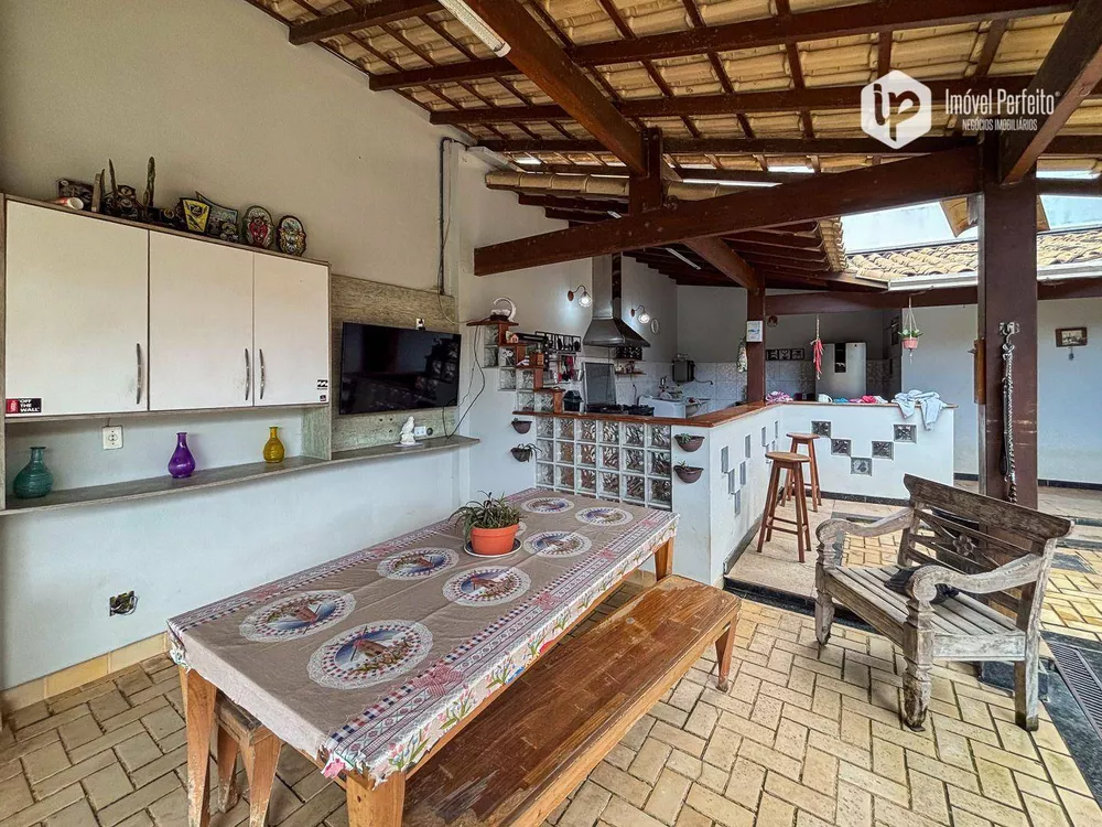 Casa, 5 quartos, 310 m² - Foto 4