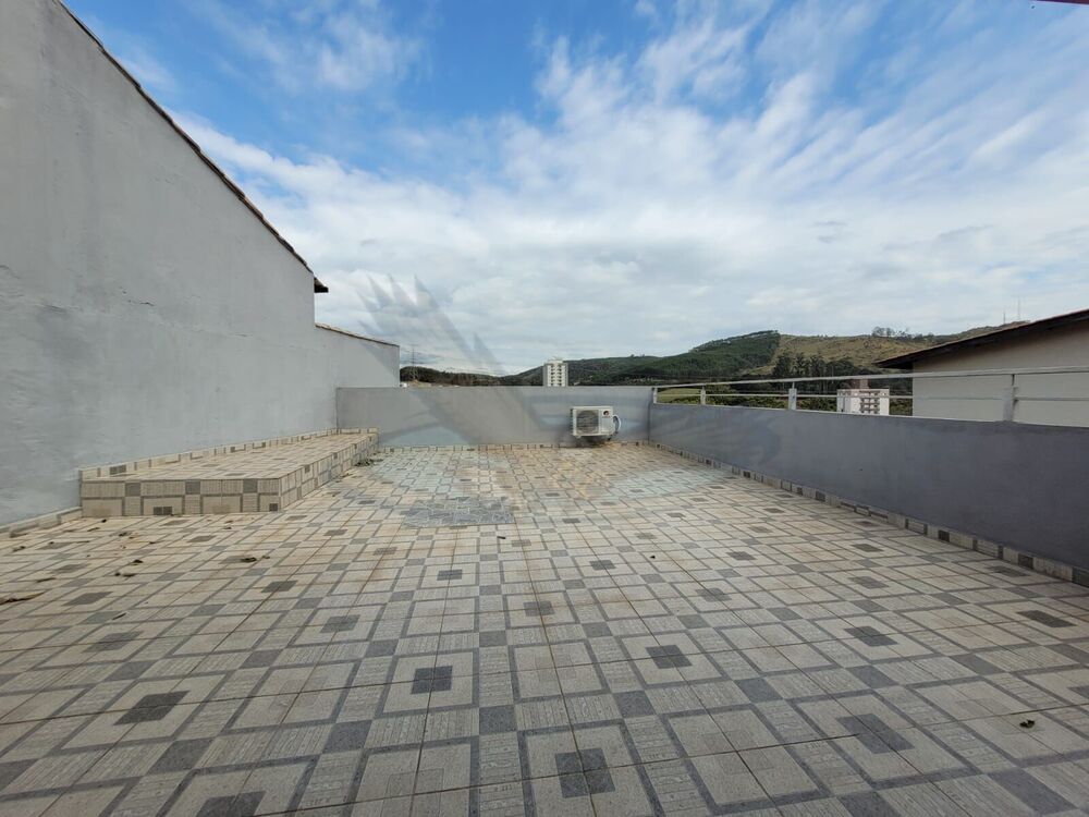 Casa, 3 quartos, 215 m² - Foto 3