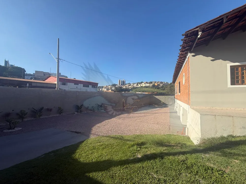 Casa, 3 quartos, 250 m² - Foto 13