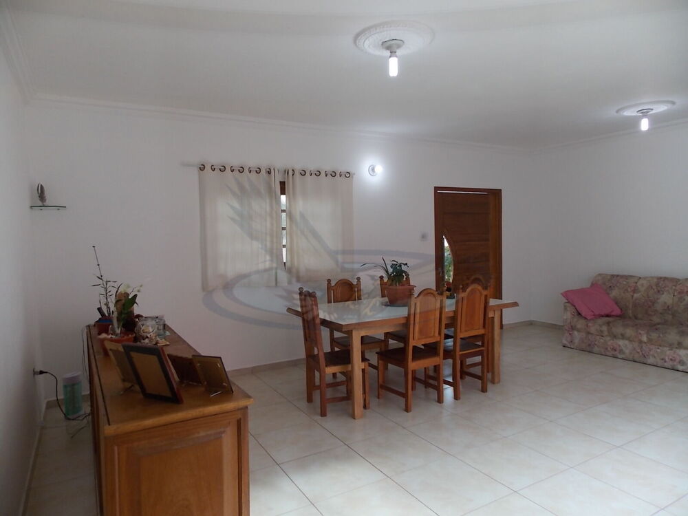 Casa, 3 quartos, 250 m² - Foto 4