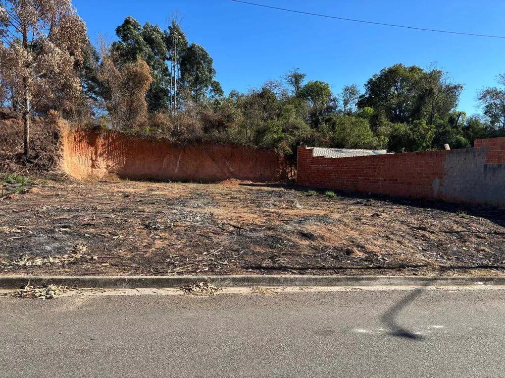 Terreno, 301 m² - Foto 1