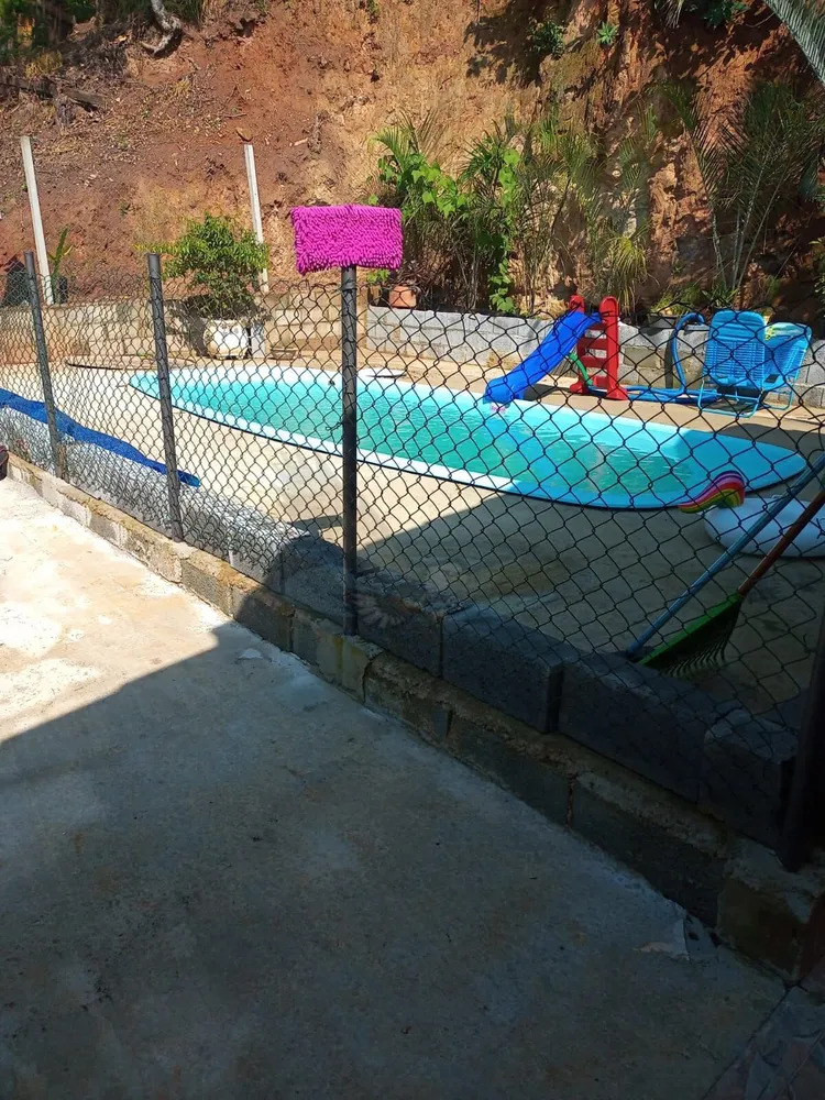 Chácara, 2 quartos, 1065 m² - Foto 2