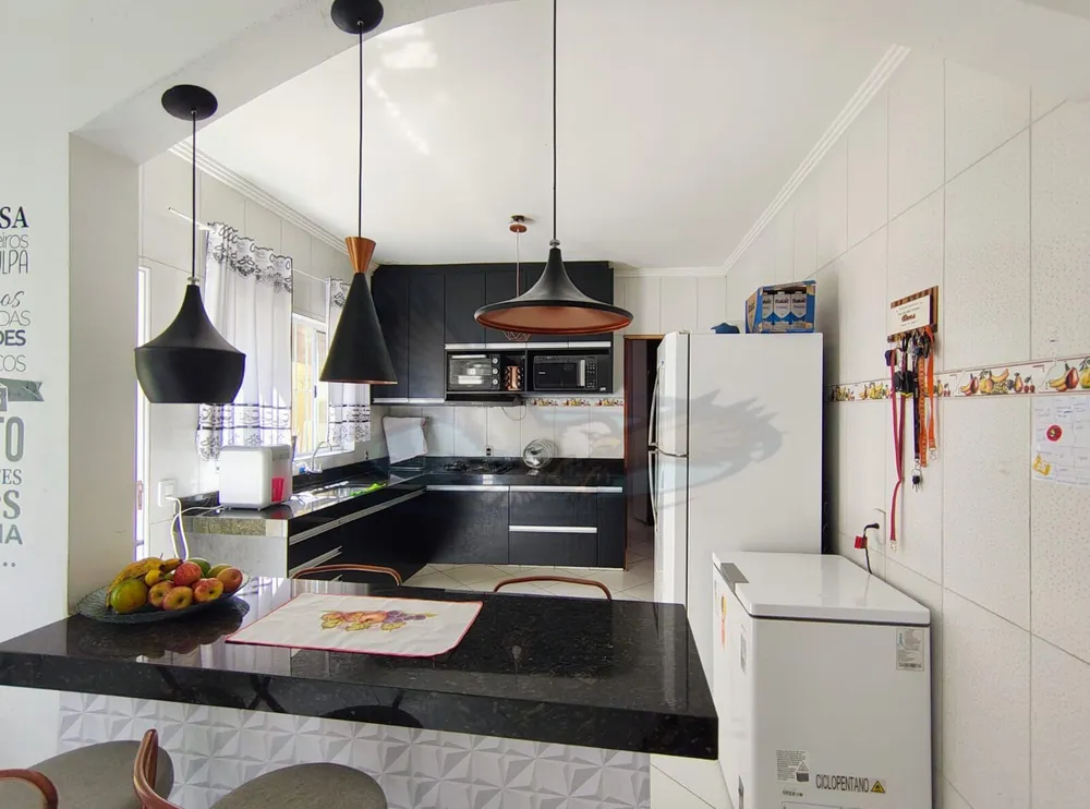 Casa, 3 quartos, 146 m² - Foto 2