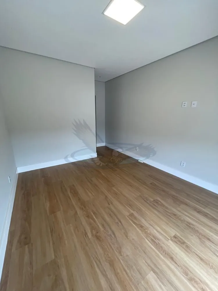 Casa, 3 quartos, 228 m² - Foto 8