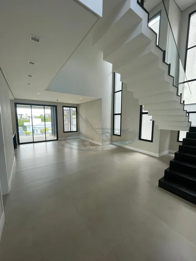 Casa, 3 quartos, 228 m² - Foto 3