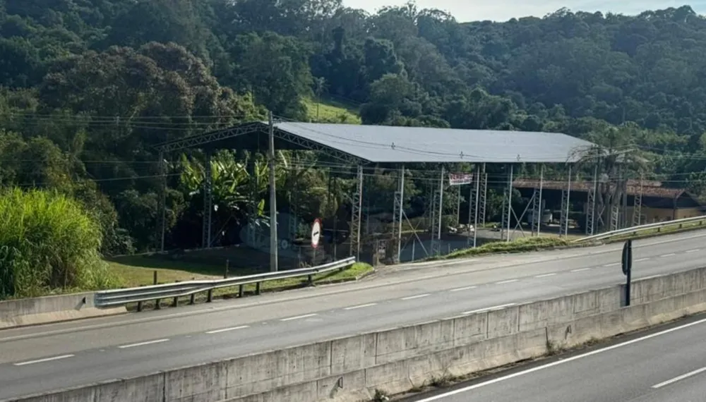 Depósito-Galpão, 1000 m² - Foto 1