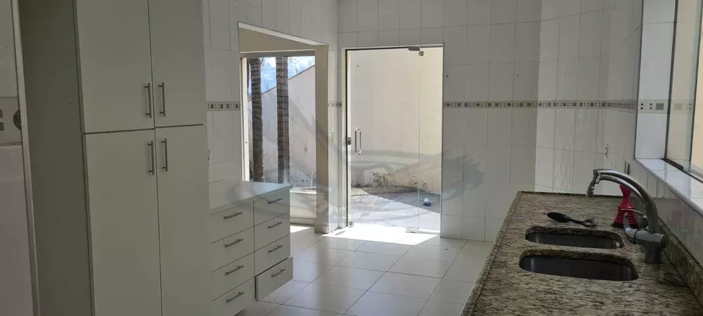 Casa, 3 quartos, 299 m² - Foto 11