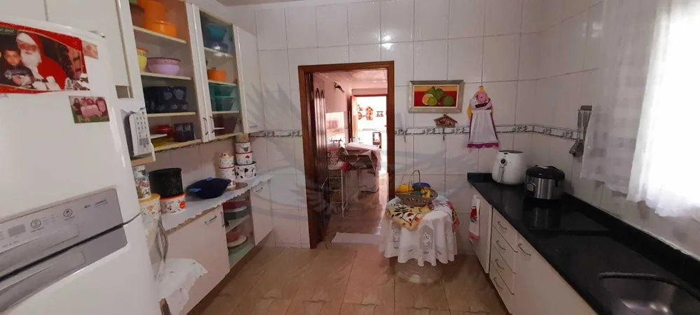 Casa, 3 quartos, 251 m² - Foto 16