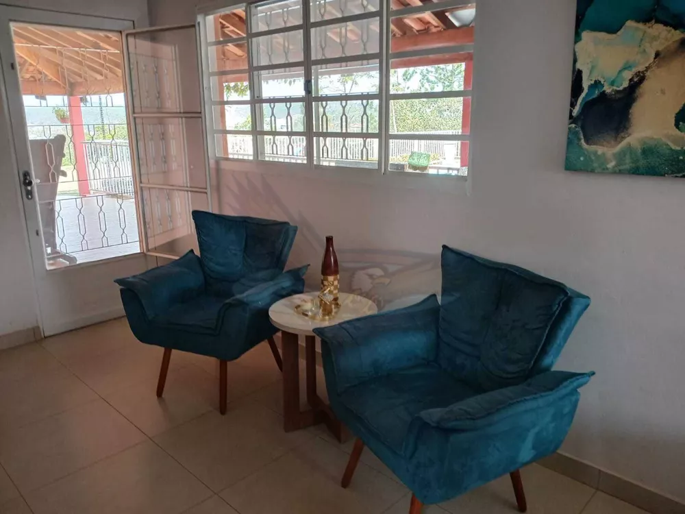 Chácara, 2 quartos, 1180 m² - Foto 2