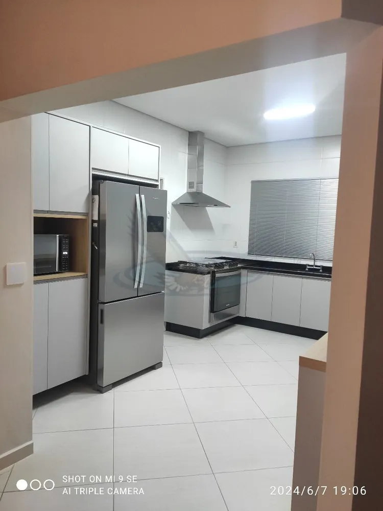 Casa, 3 quartos, 213 m² - Foto 5
