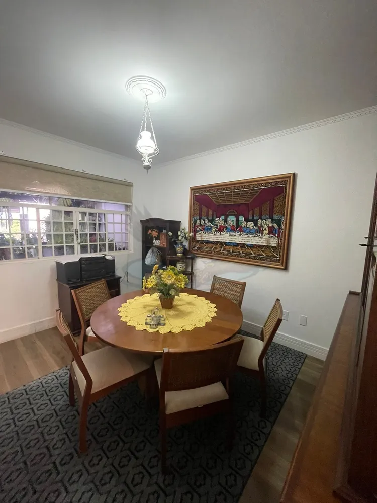 Casa, 3 quartos, 237 m² - Foto 2