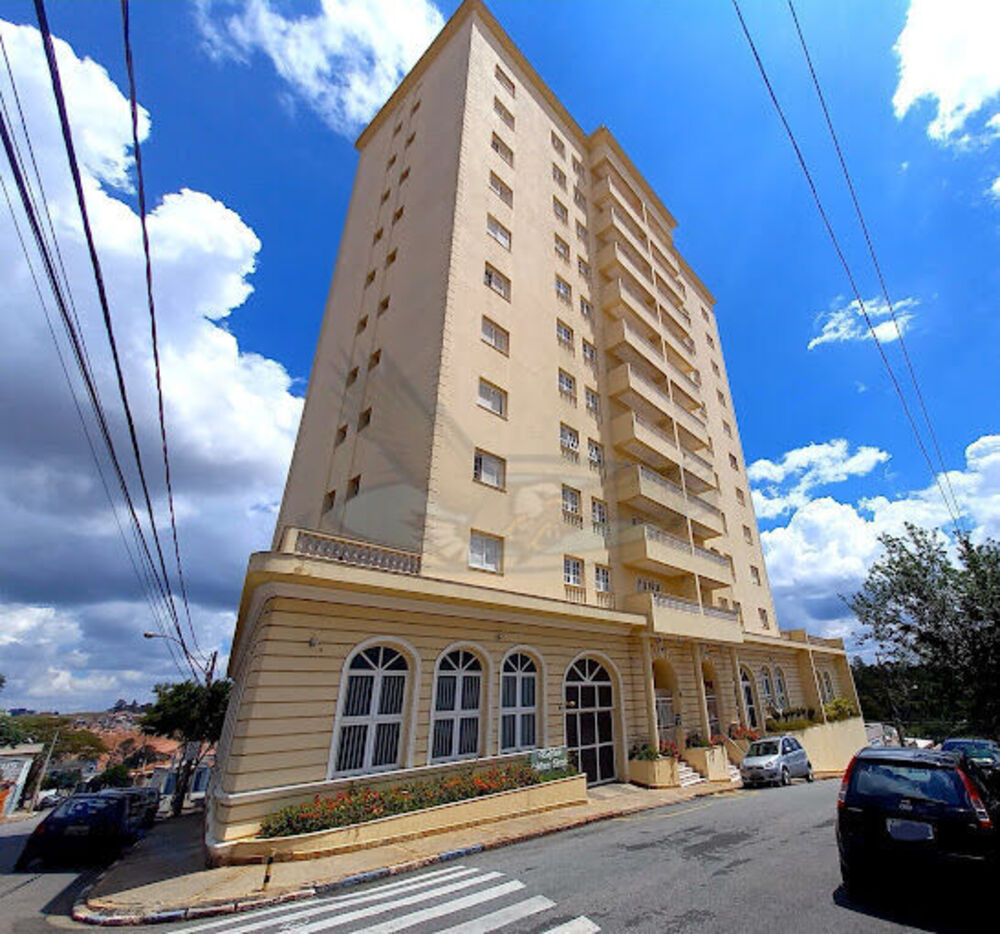 Apartamento para alugar com 3 quartos, 243m² - Foto 1