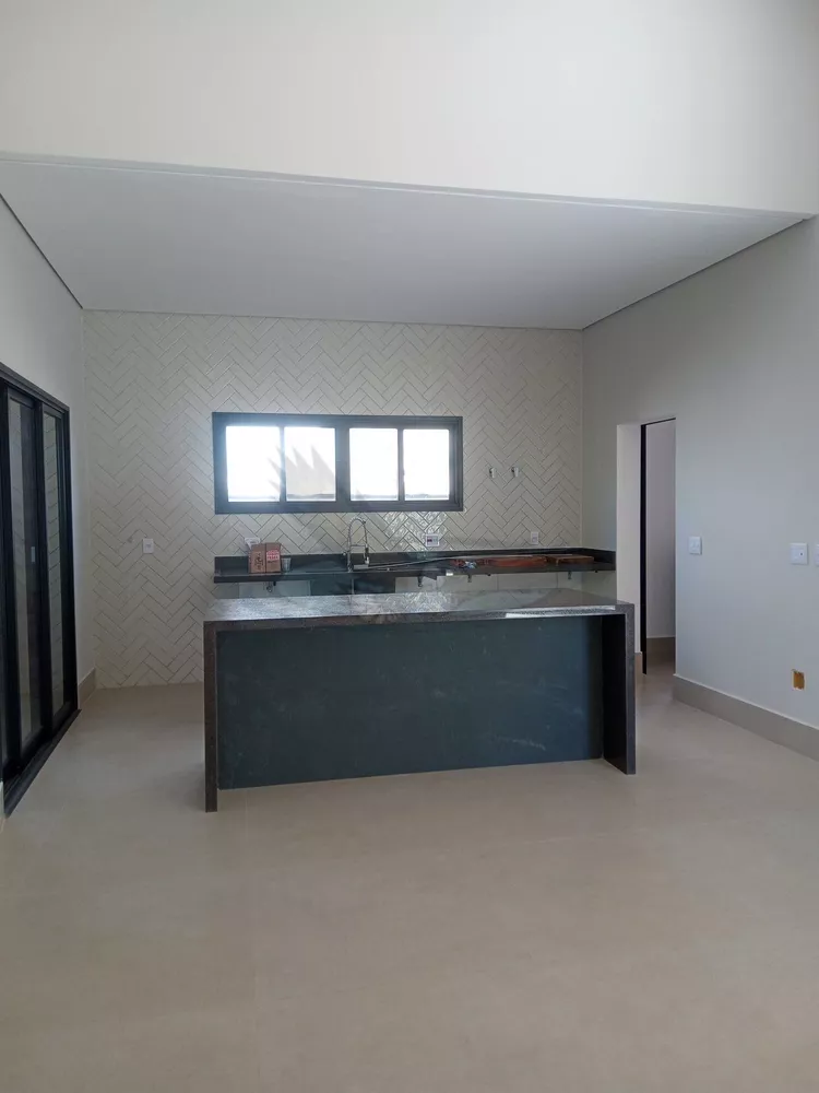 Casa, 3 quartos, 223 m² - Foto 3