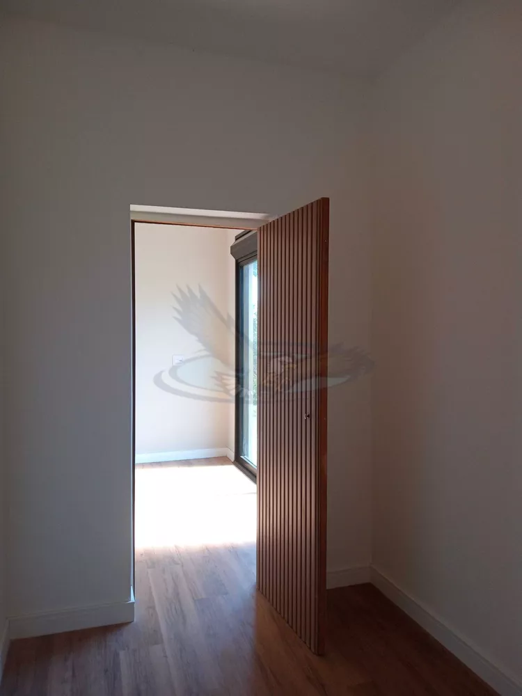 Casa, 3 quartos, 223 m² - Foto 2