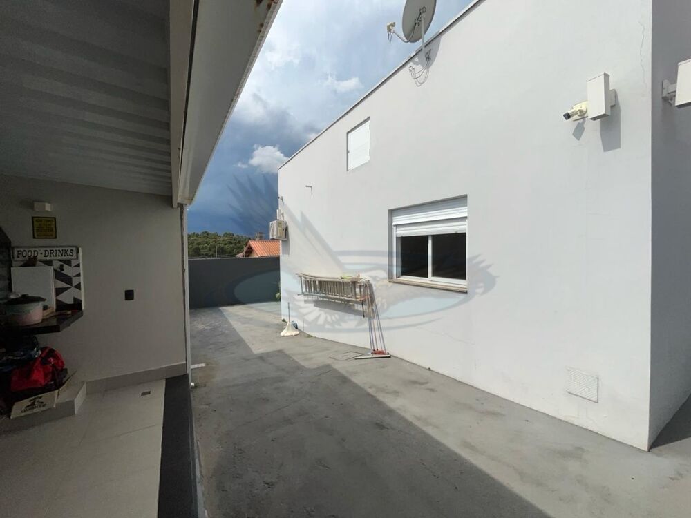 Casa, 4 quartos, 242 m² - Foto 9