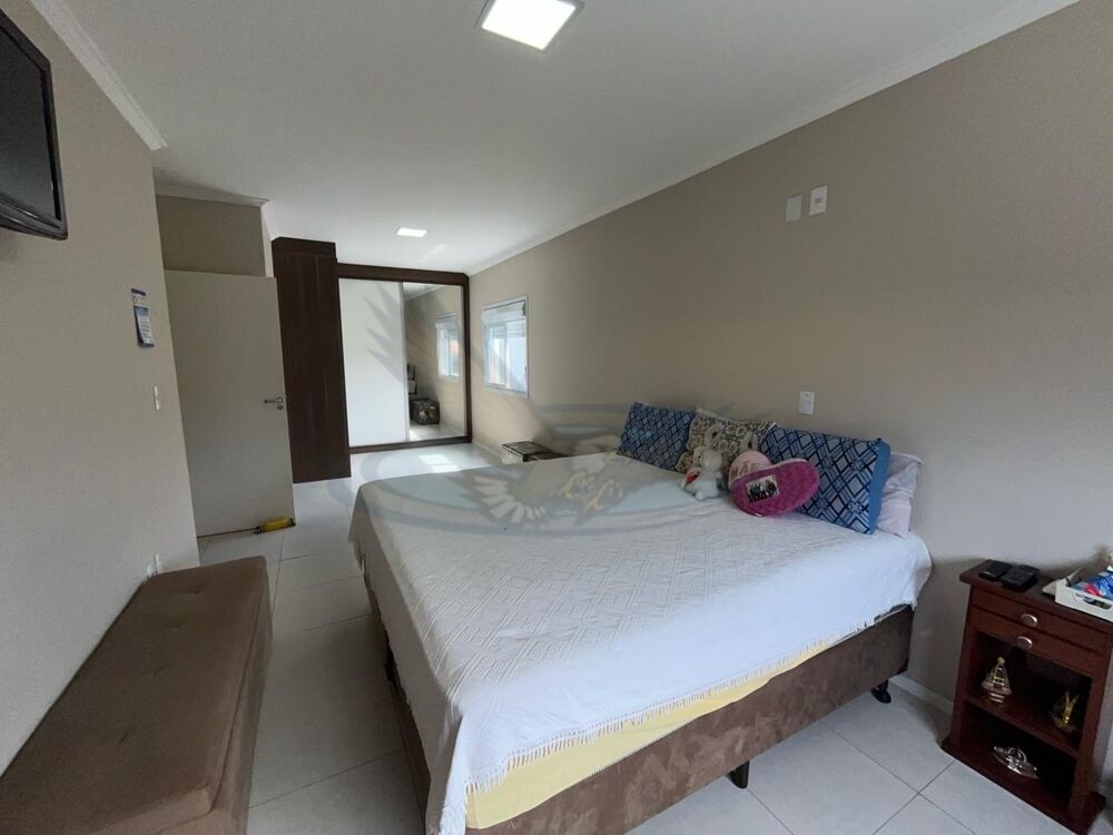 Casa, 4 quartos, 242 m² - Foto 20