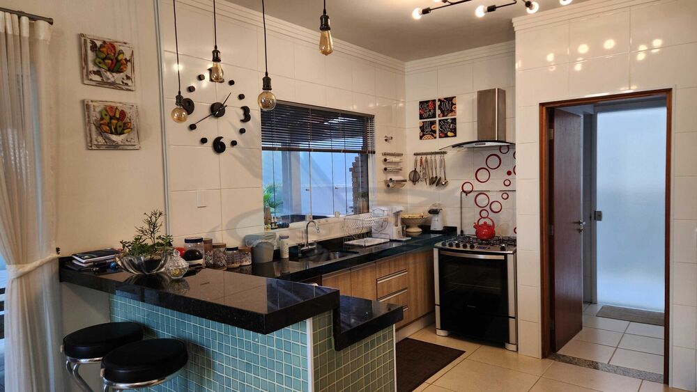 Casa, 3 quartos, 247 m² - Foto 11