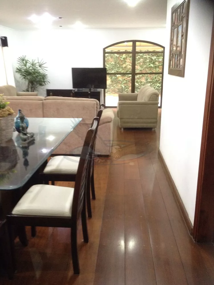 Apartamento, 3 quartos, 241 m² - Foto 1