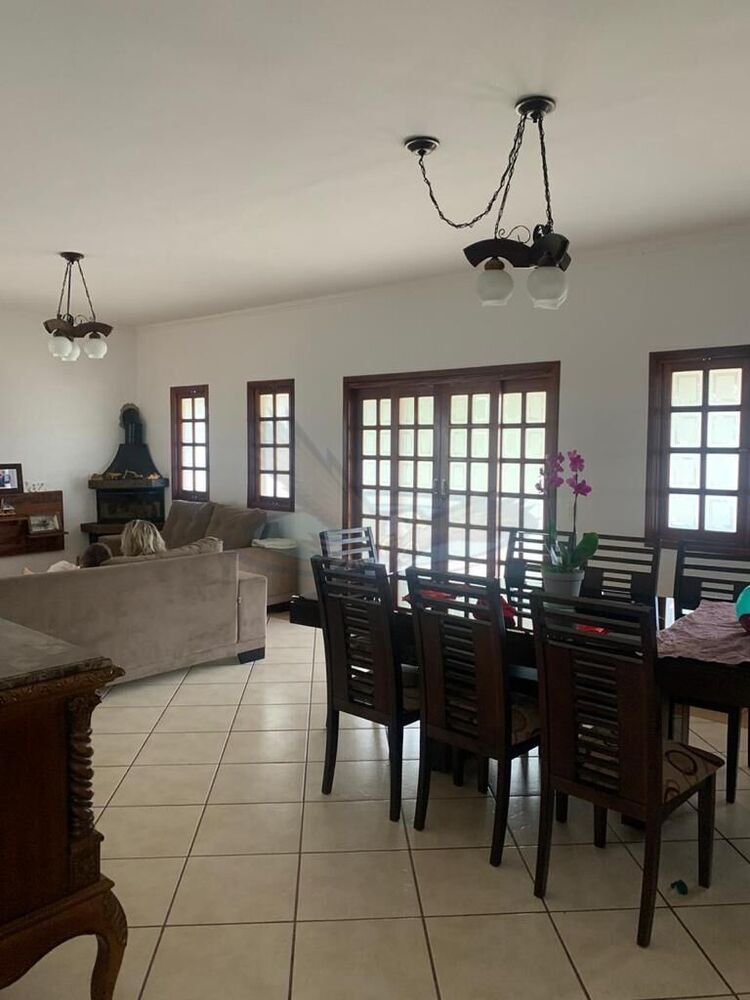 Casa de Condomínio à venda com 3 quartos, 355m² - Foto 5