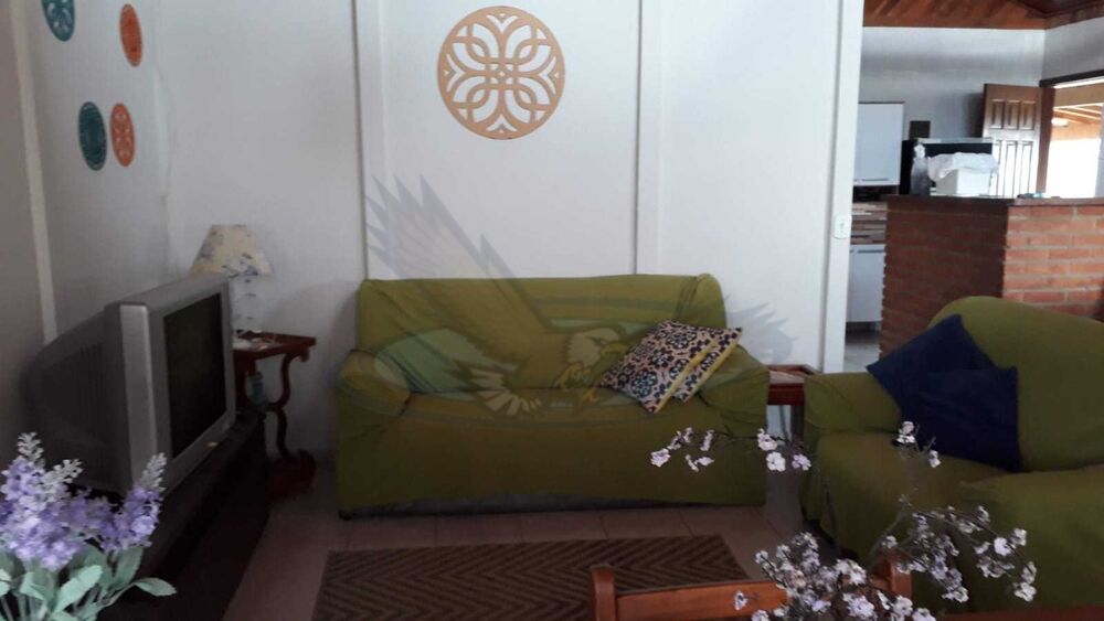 Chácara à venda com 4 quartos, 1000m² - Foto 2